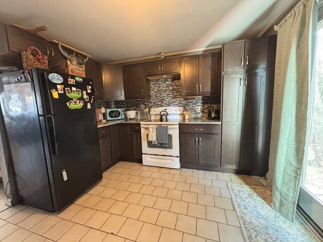 Photo - 39 Annandale Rd