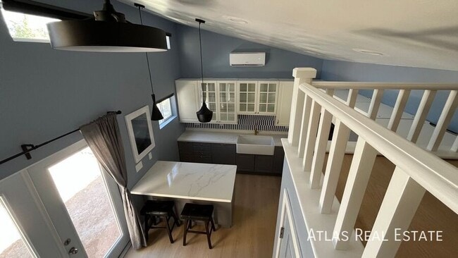 Photo - 400 Raindance Dr