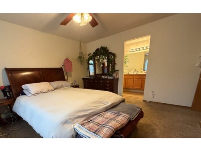 Photo - Northeast 3 Bedroom Home For Rent!