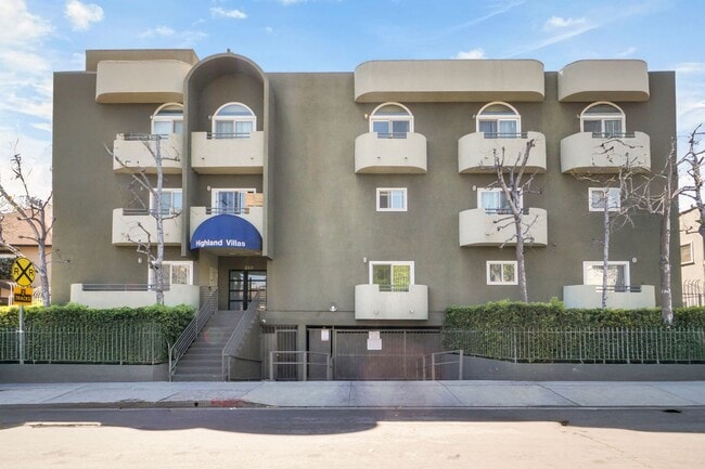 Highland Villa Apartments