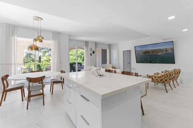 Photo - 19217 Fisher Island Dr Unidad 19217