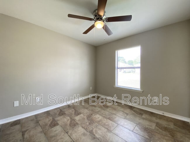 Photo - 1116 Ruth Ann Dr