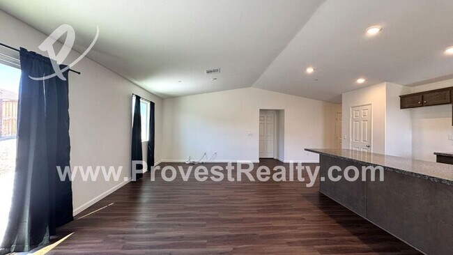 Photo - 11377 Bellevue St