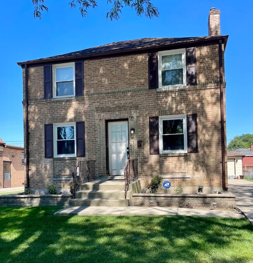 Photo - 1331 Heidorn Ave