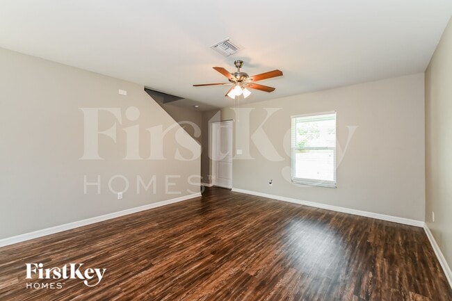 Photo - 123 SW 19th Terrace