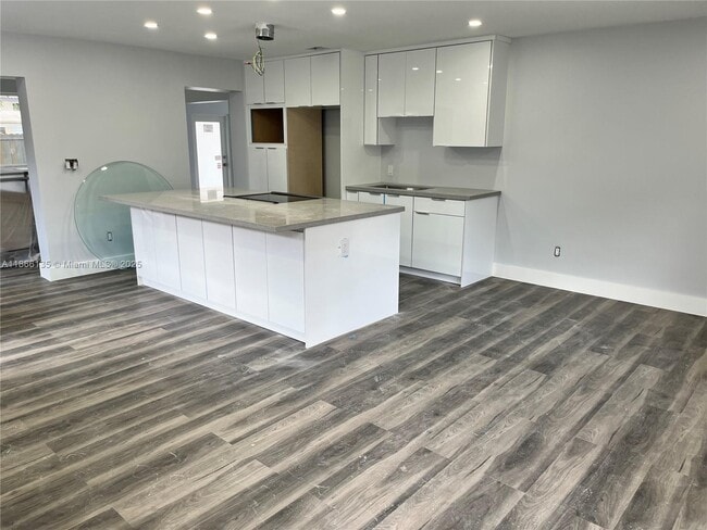 Photo - 2732 NW 16th St Unidad 2732