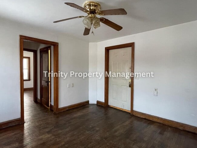 Photo - 649 Birch St