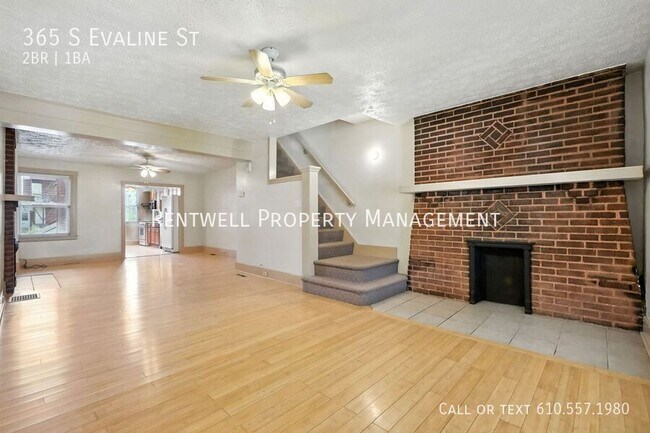 Photo - 365 S Evaline St