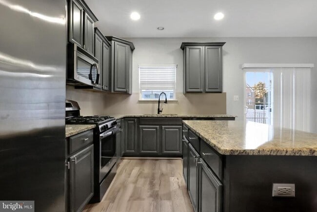 Photo - 7524 Briargrove Lane