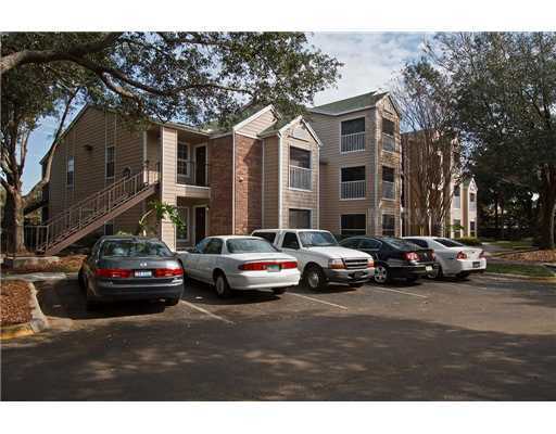 Building Photo - 5112 Park Central Dr Unit 625