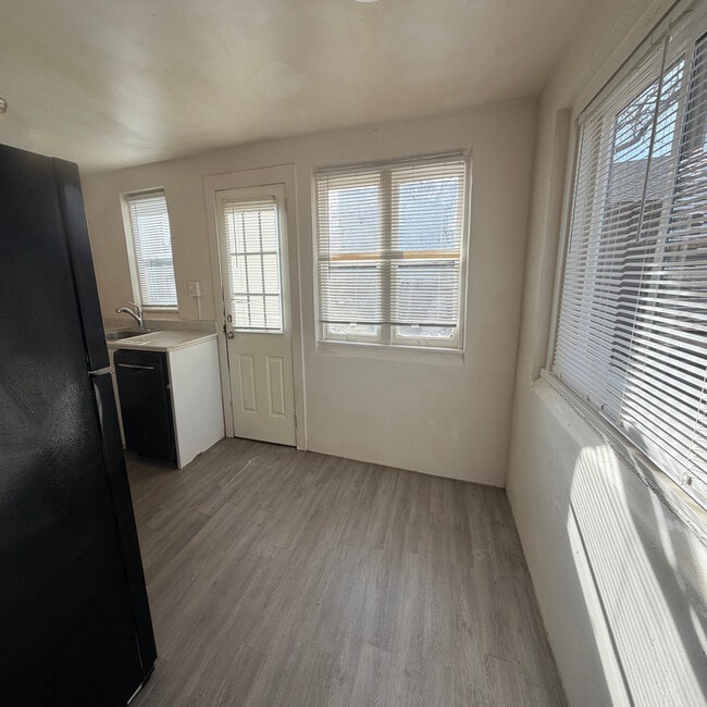 Photo - 1713 Aspen St