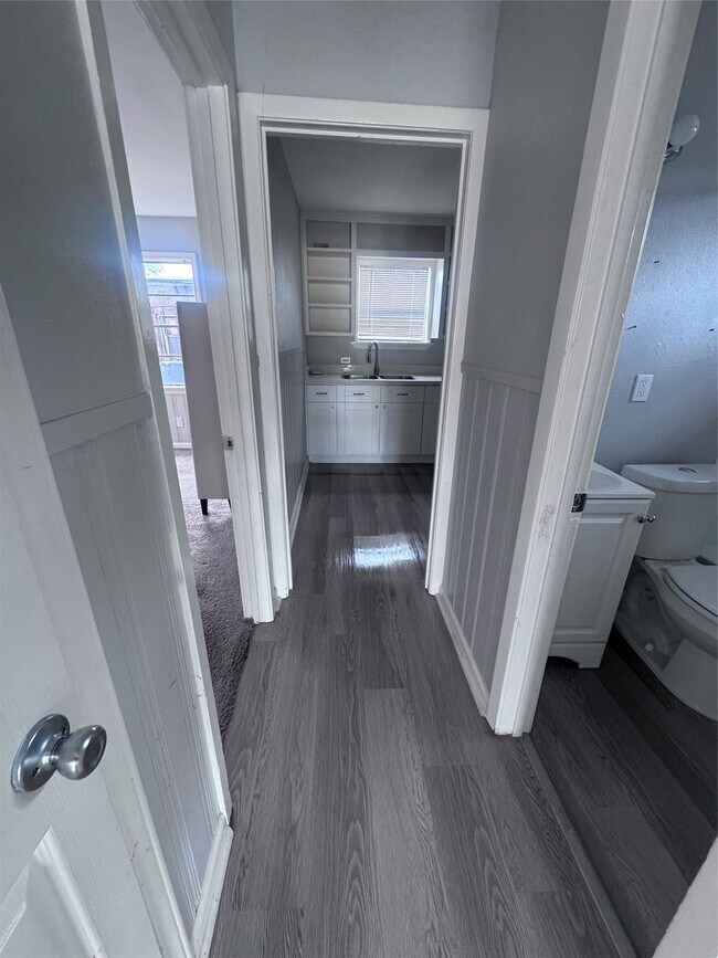 Photo - 1306 Weiss St