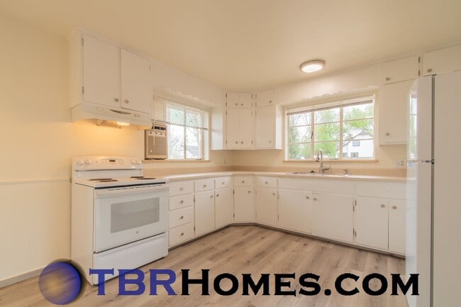 Photo - 6895 W 46th Pl