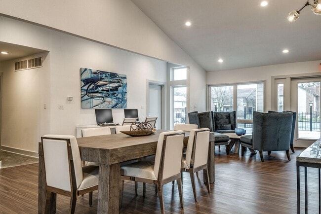 Photo - RADIUS AT TEN MILE