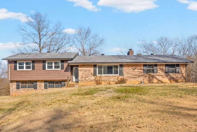 Photo - 3 Bedroom 2 Bath Country Home For Rent in Dover!