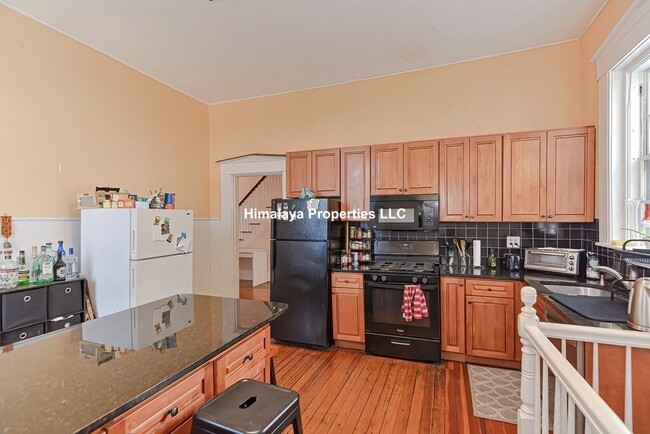 Photo - 147 Hillside St Condo Unit A