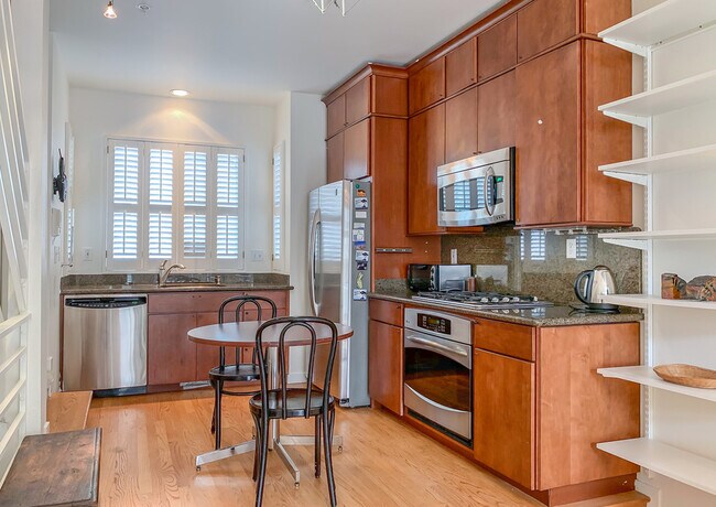 Photo - 161 Shipley St