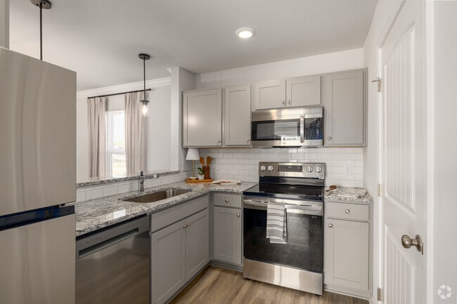 1BR 2.5BA 816SF: Kitchen