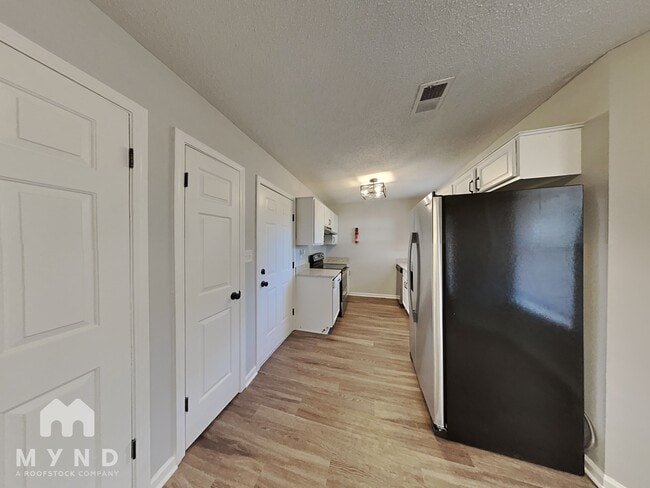 Photo - 1041 Spanish Trail Ln