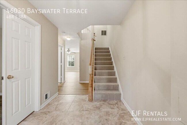 Photo - 46030 Bayswater Terrace
