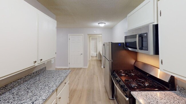 Kitchen - Ashwood Court