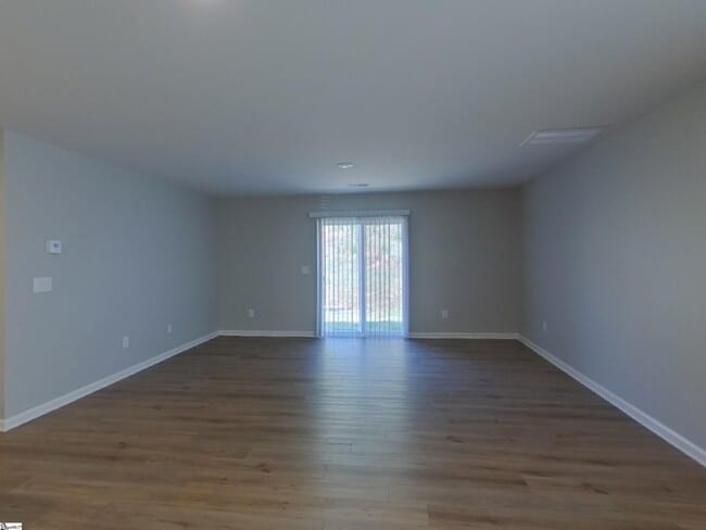 Photo - 575 Wooden Duck St