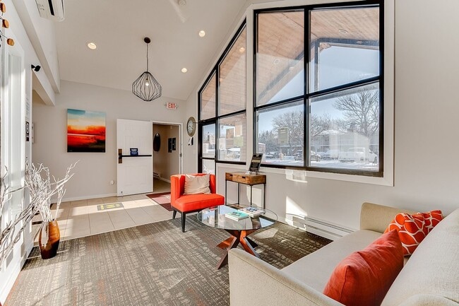 Photo - Lexington Hills Apartments