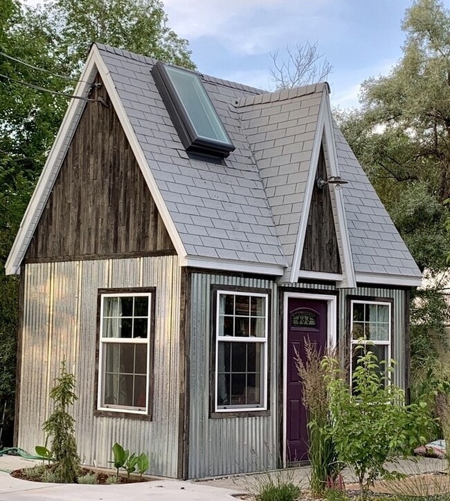 Photo - 615 E 8680 S
