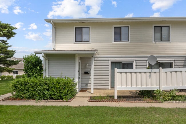 Photo - 40 N Waterford Dr