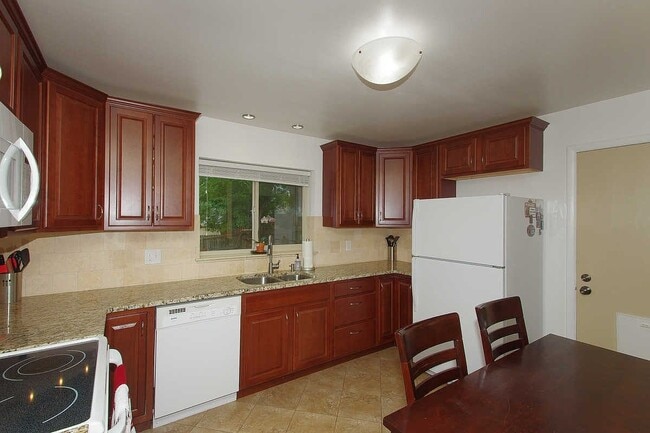 Photo - 1430 S Eaton Ct