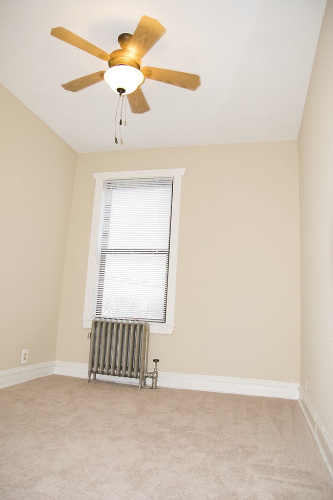 Photo - Shorewind Court Apartments