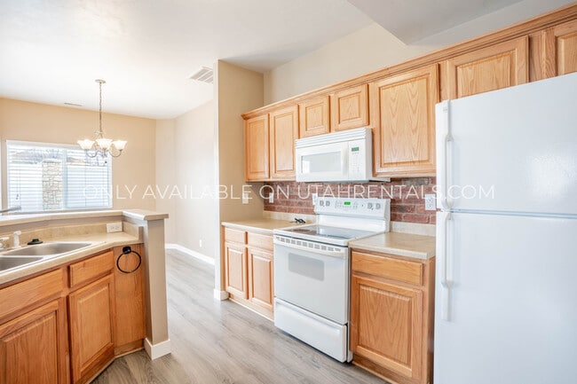 Building Photo - 12748 S Timber Run Dr