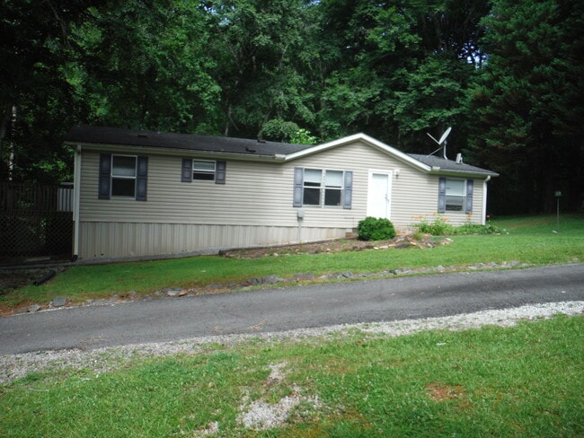 Building Photo - 127 John Lewis Dr