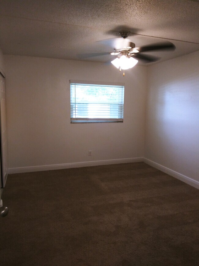 Photo - 5550 Terrace Ct Unit 1