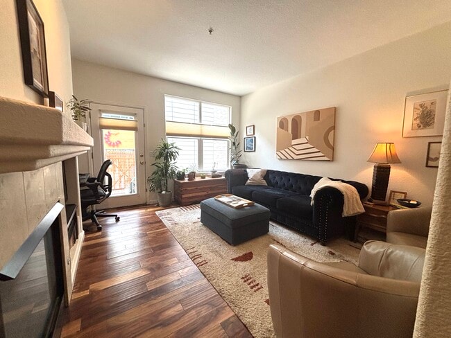 Building Photo - 1767 N Pearl St Unit 107 Rental