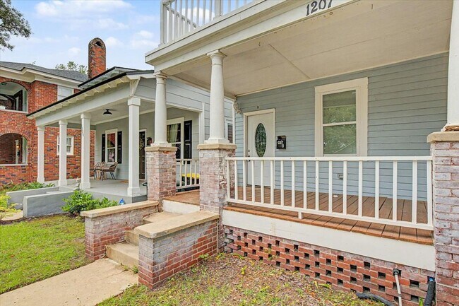 Photo - Downtown 2 bedroom Condo