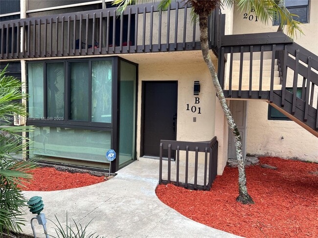 Photo - 840 NE 199th St Unit 101B