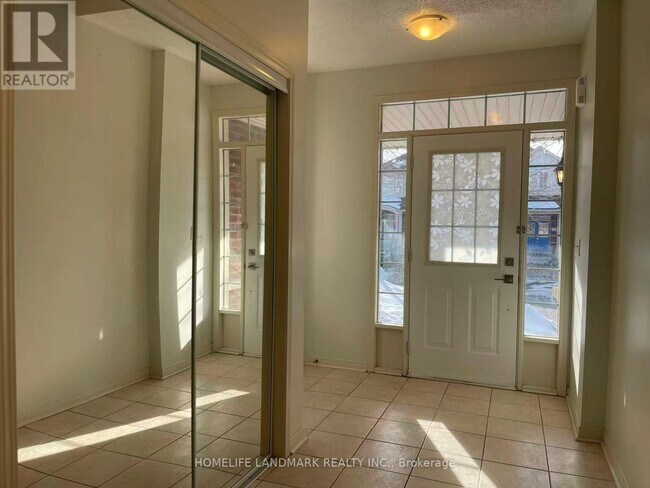 Photo - 53 Ralph Chalmers Ave