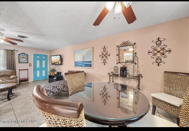 Photo - 201 Taylor Ave Unit 2