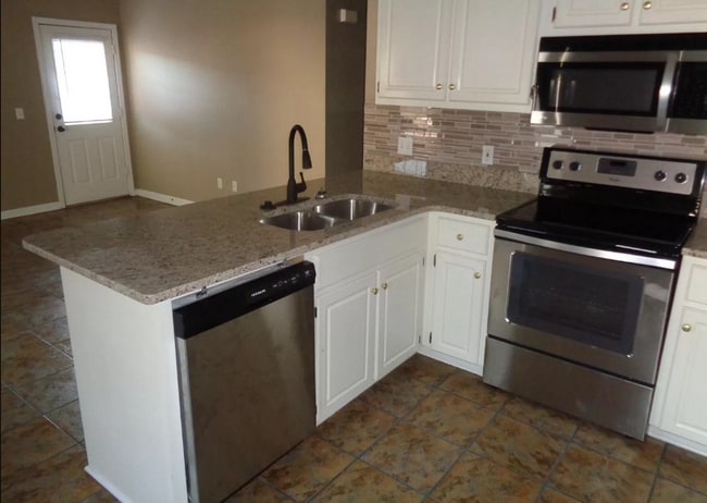 Photo - 3 Bed/ 3 Bath