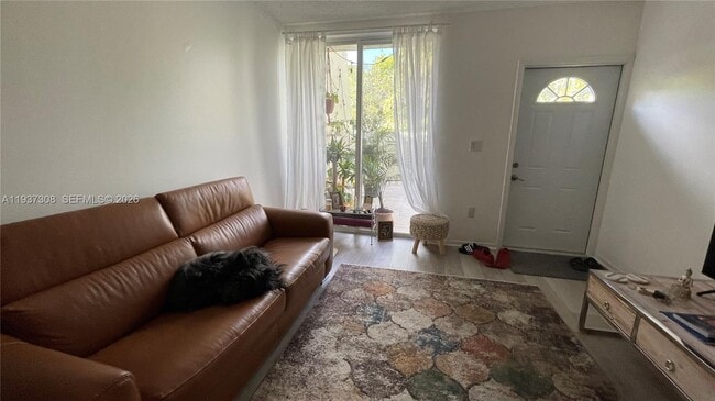 Building Photo - 1651 NE 115th St Unit 1C