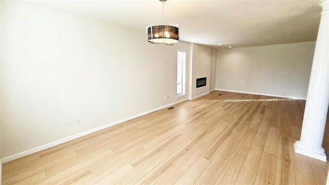 Photo - 11921 Shady Trail Ln