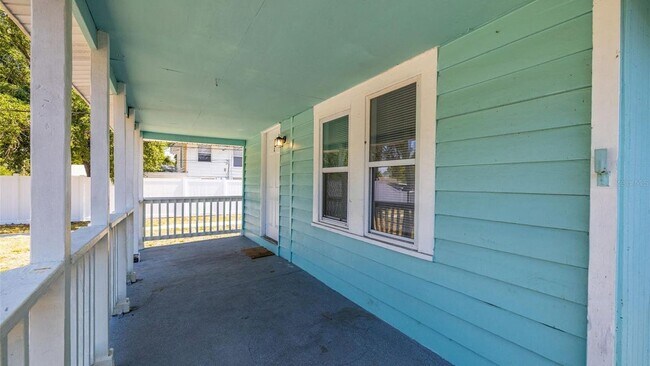 Photo - 1917 Macomber Ave