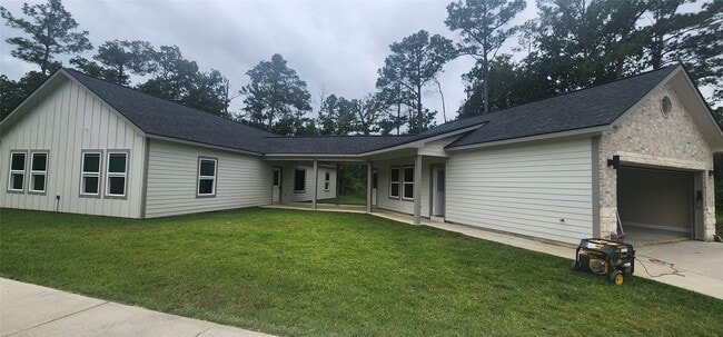 Building Photo - 452 N Cattle Dr