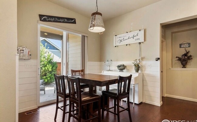 Photo - 882 Jenny Ln