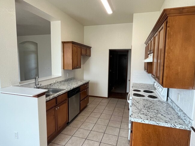 Photo - Beautiful Home in Edmond Community