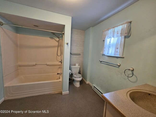 Photo - 624 Court St