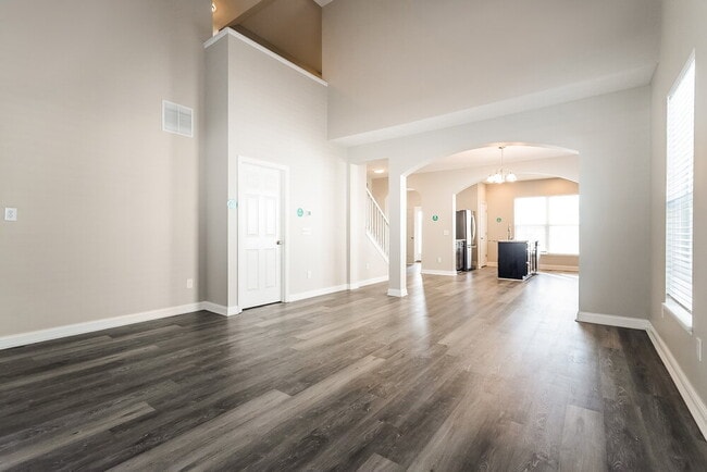 Photo - 6062 Caplinger Ave