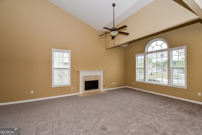 Photo - 3260 Franklin St