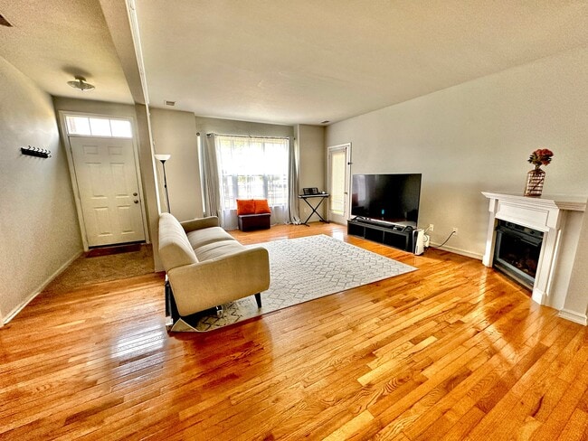Photo - 13140 Canopy Dr